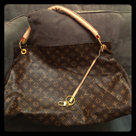💢Reduced💢 Inspired LV Artsy Bag