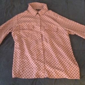 🌟Reduced X2!!🌟 polkadot button down