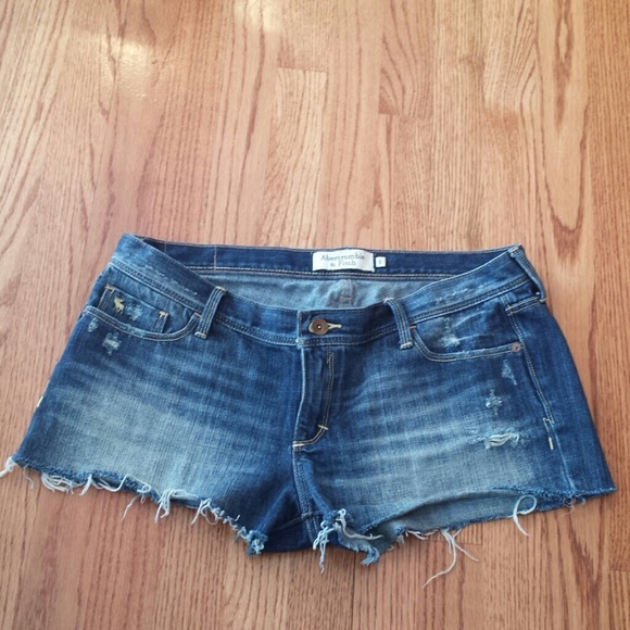 *SOLD* Abercrombie & Fitch Denim Shorts