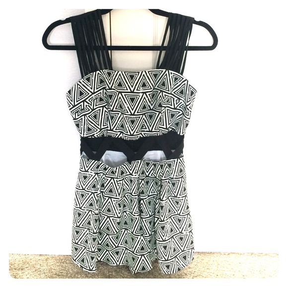 ❌SOLD IN BUNDLE Aztec Romper