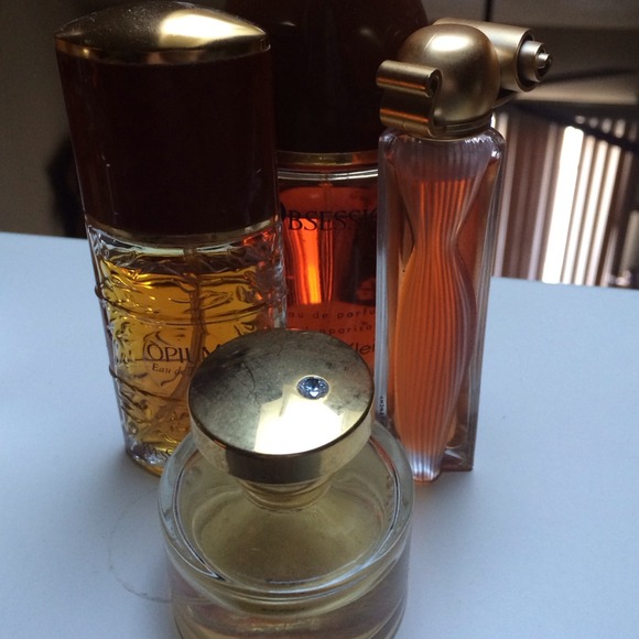 @bluerosewood bundle perfumes