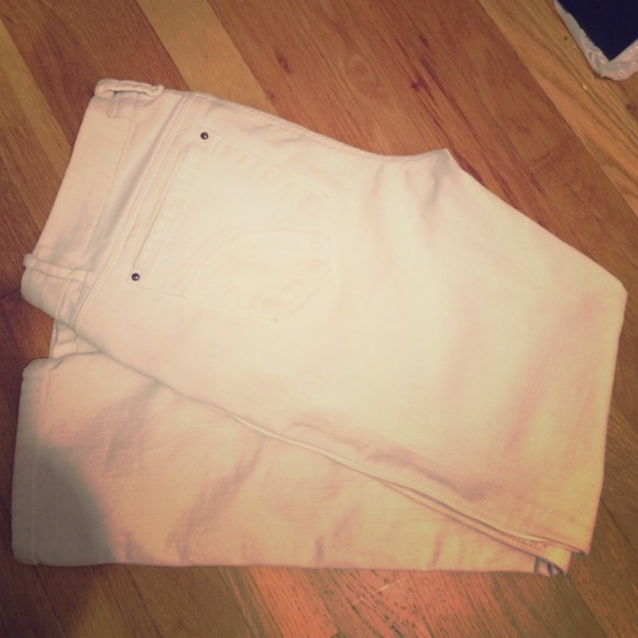 Joe's white denim ankle cigarette fit. size 30