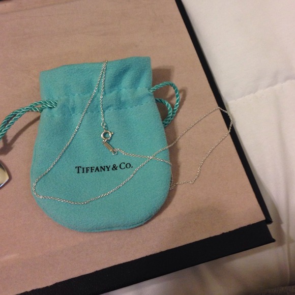 Authentic Tiffany & Co 16" chain
