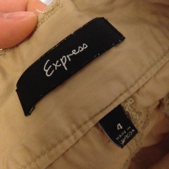 Reduced! Express khakis - Picture 4 of 4