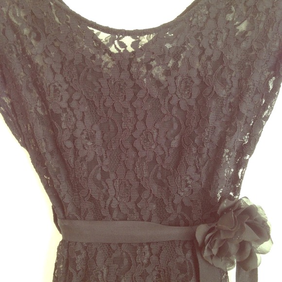 Black Cap Sleeve Lace Overlay Dress