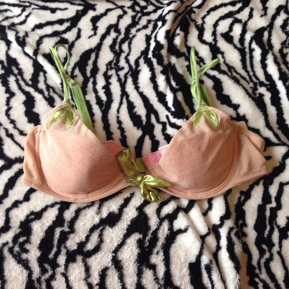 Bra.