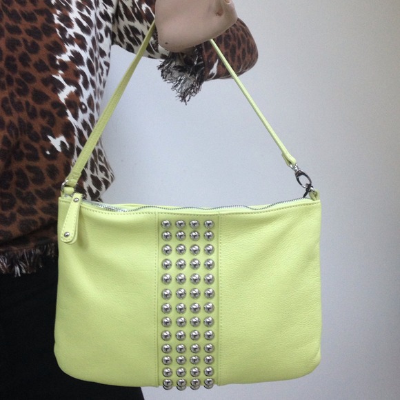 Handbags - 🔴TAKE EXTERA 50% OFF🔴NEW  Leather Stud Bag