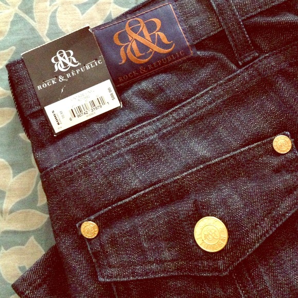 ❌Sold on eBay❌Rock & republic jeans 10 NWT FLARE
