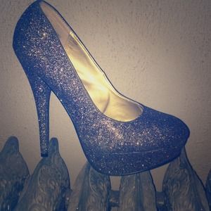 Sparkle stiletto