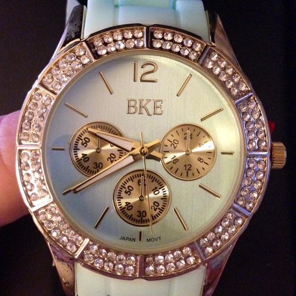Gorgeous mint & gold-toned BKE watch from Buckle