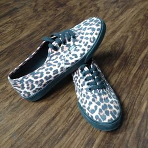 BRAND NEW CHEETAH PRINT VANS