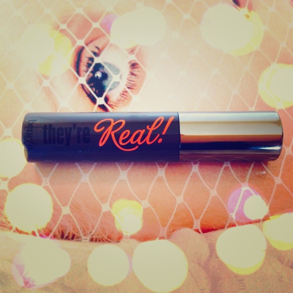 SOLD!🌸Benefit They Are Real Mascara