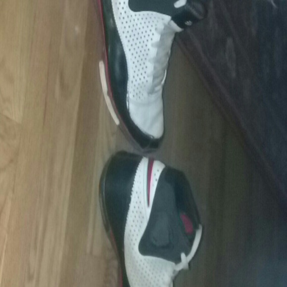Nike '89 air zooms gently used - Picture 2 of 4