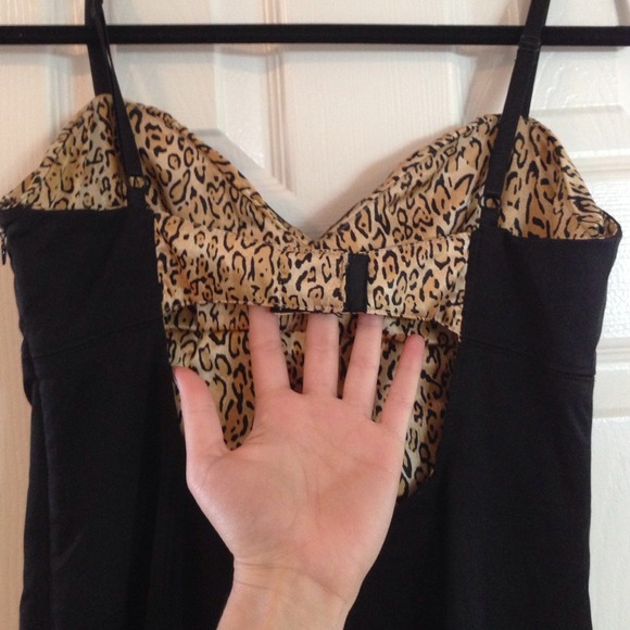 Guess Black Dress - Picture 2 of 4