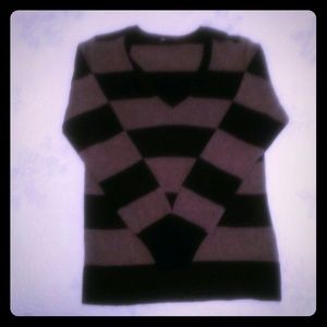 Gap Luxe v-neck sweater