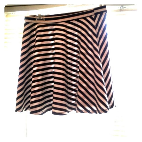 Stripped Skater Skirt