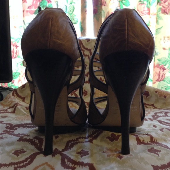 Open Toe High Heels - Picture 2 of 4