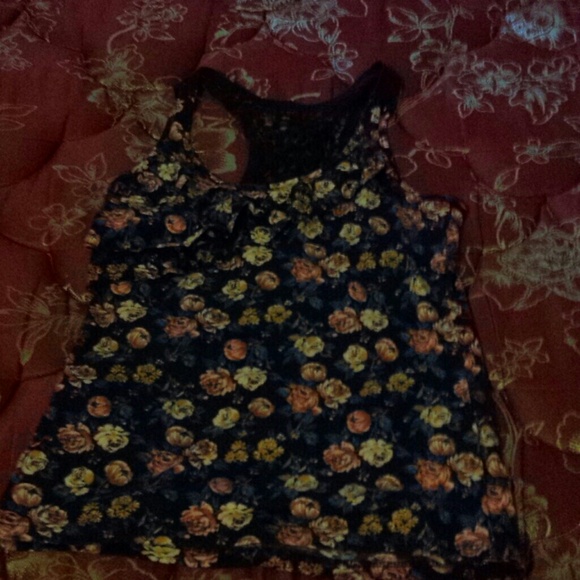 Cute floral top