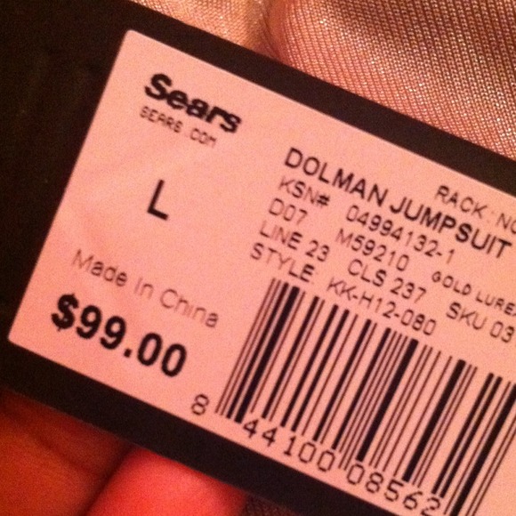 Jumper - Picture 2 of 3