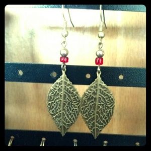 Dangling leaf earrings from Morocco