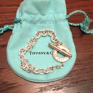 Authentic women's Tiffany & Co toggle bracelet