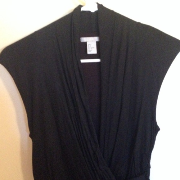 ❌SOLD❌H&M Ruched Black Top - Picture 4 of 4