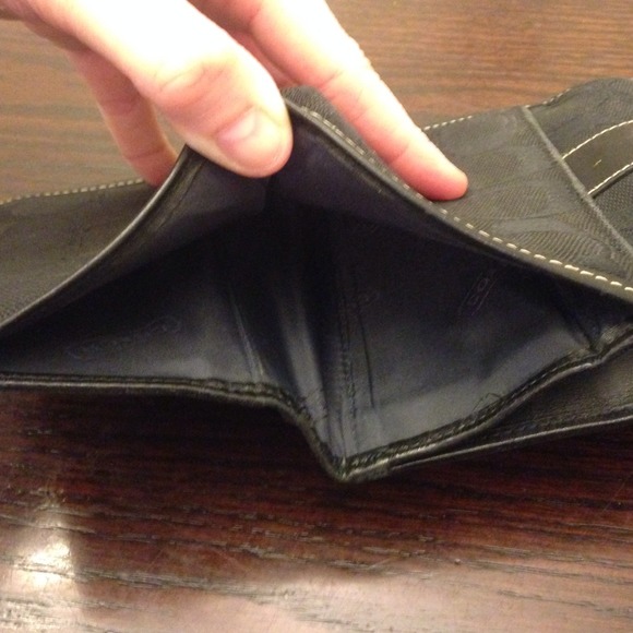 Authentic Coach black signature "C" wallet - Picture 3 of 4