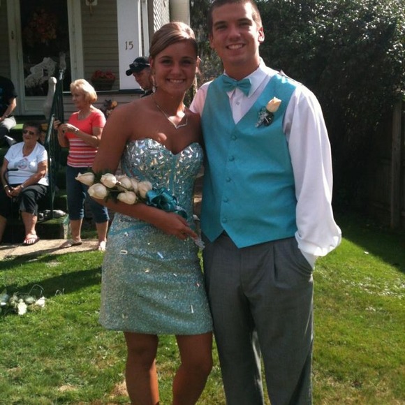 Aqua sherri hill dress, very cheap!