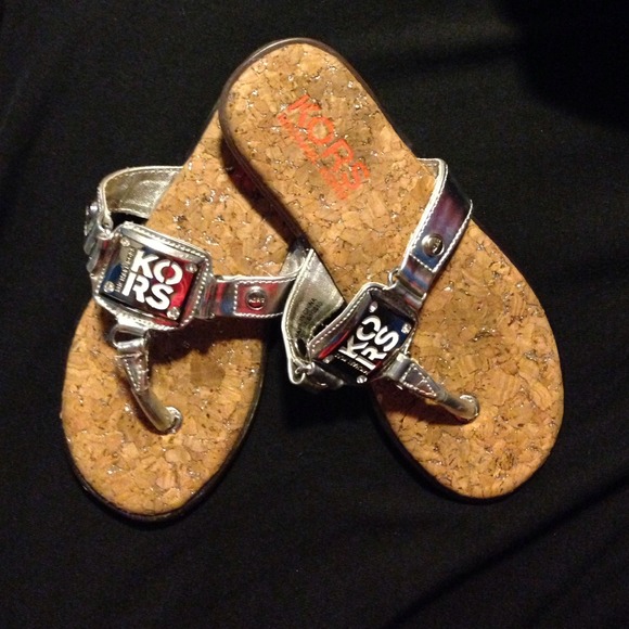 GIRL's Michael Kors Flip Flops