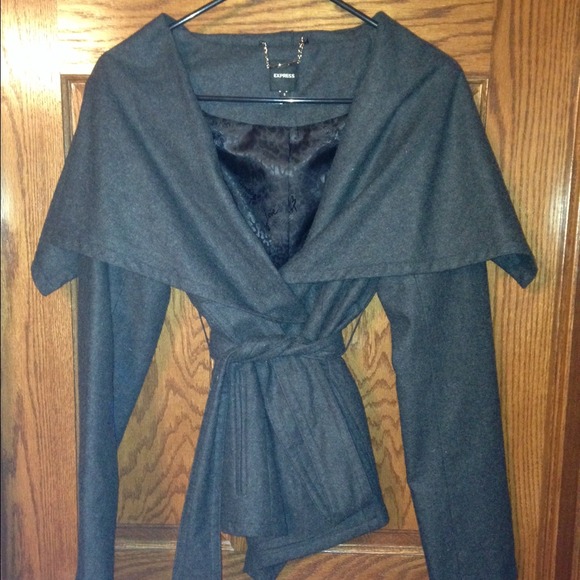 Express jacket. Grey. Excellent condition. Small