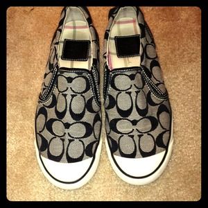 Causal Coach slip-ons 6.5 *REDUCED PRICE*