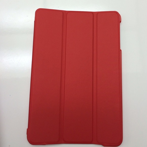 🚫SOLD🚫Ipad mini case by Merkury Innovations
