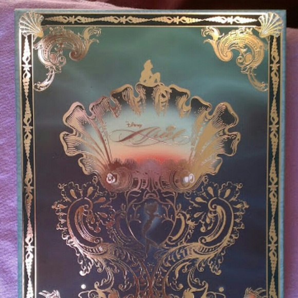 SOLD- Sephora Ariel palette
