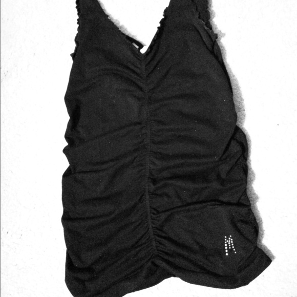 ⛔️SOLD IN BUNDLE⛔️Guess by Marciano black top