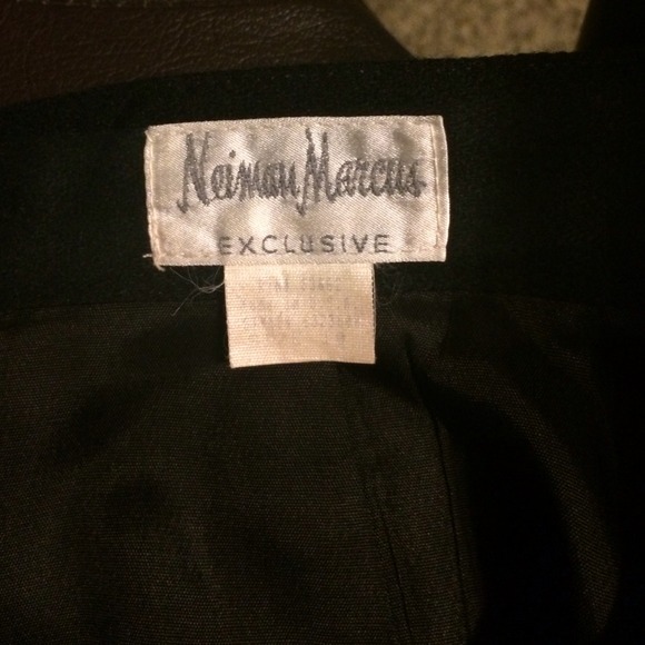 Vintage High-Waisted Wool Shorts/Bottoms Neimans - Picture 3 of 4