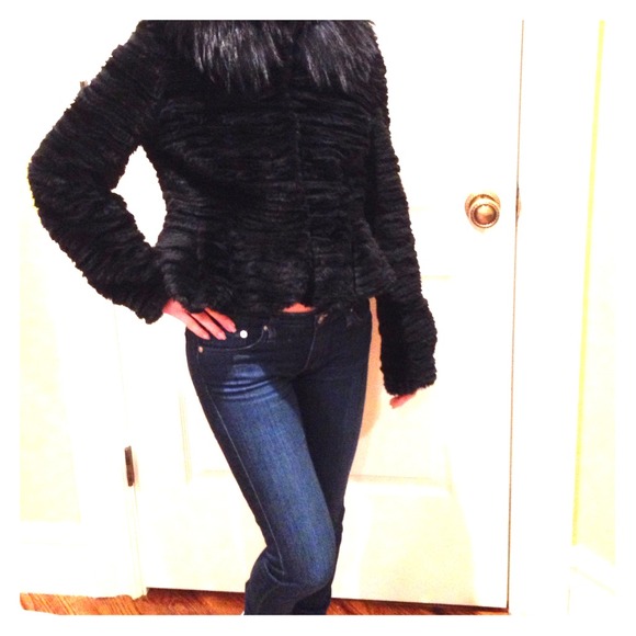 Fur cropped jacket