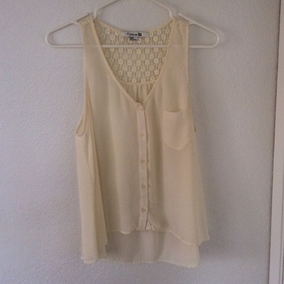 🚫SOLD🚫!Cream crochet back tank