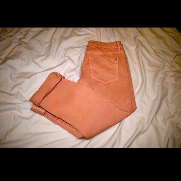 DKNY Jeans