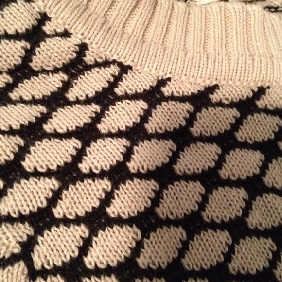 Patterned sweater - Picture 2 of 2