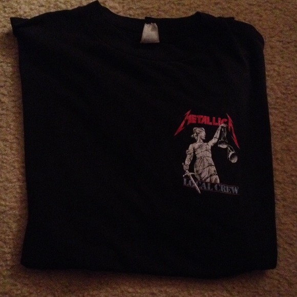 Metallica shirt
