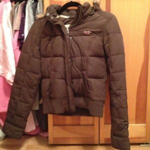 🎀Hollister brown winter jacket