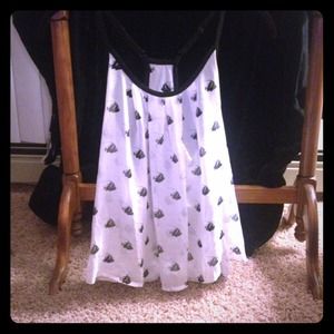 Black and white fish tank top