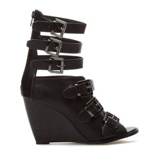 Shoedazzle Jaslene Black Wedge Sandals Size 5.5
