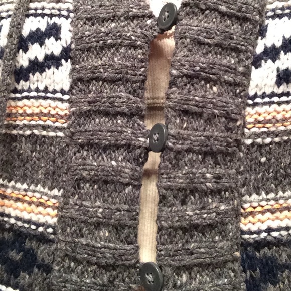 Cozy Short Sleeve Sweater w/ Hood - Picture 3 of 3
