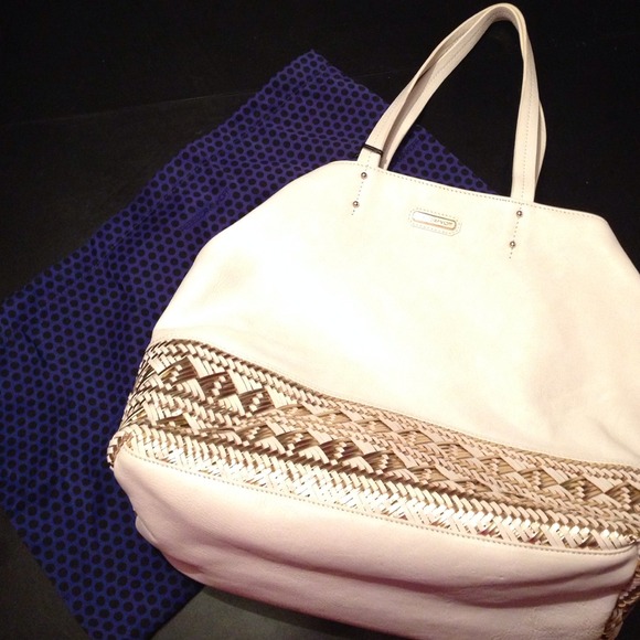 ๐ซSOLD๐ซRebecca Minkoff Toki Tote - Picture 3 of 4