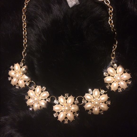SALE Statement Floral Necklace