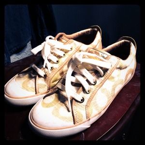 Authentic coach tennis shoes