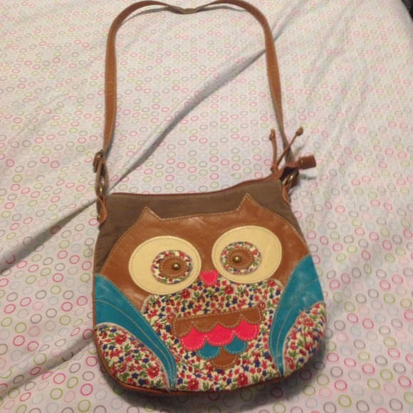 Owl cross body