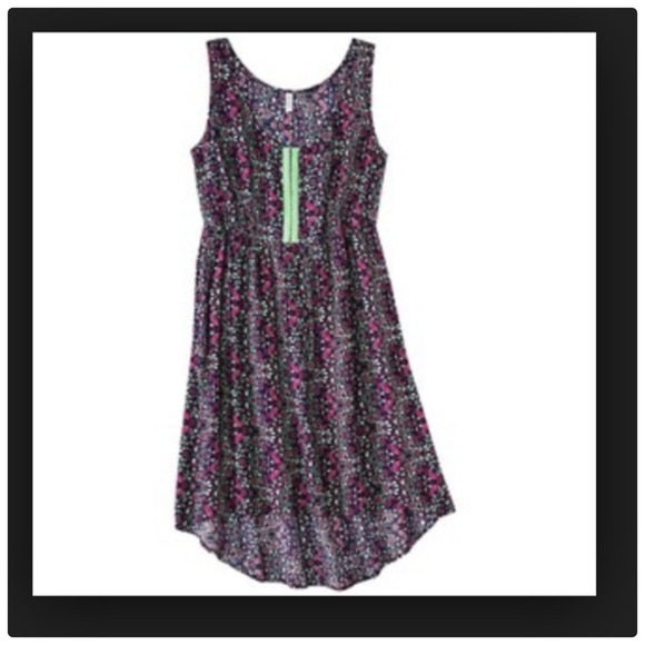 Dresses & Skirts - Junior size high low floral dress Small