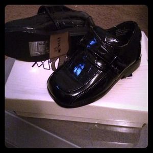 Black M-Vice dress shoes